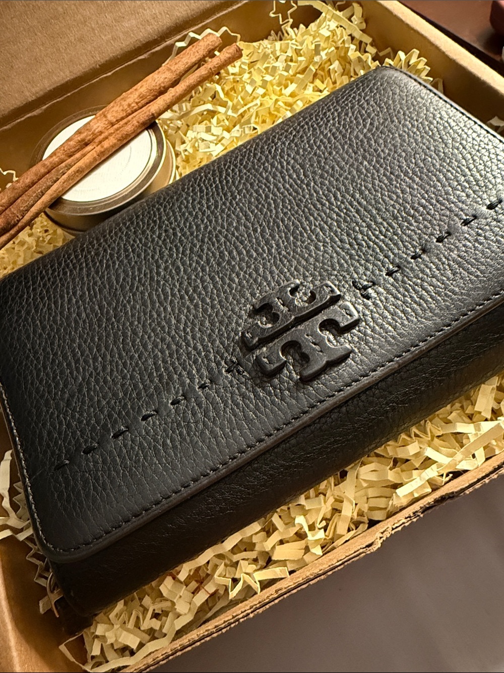 Tory Burch McGraw Flat Pebbled Leather Wallet Crossbody Missing strap